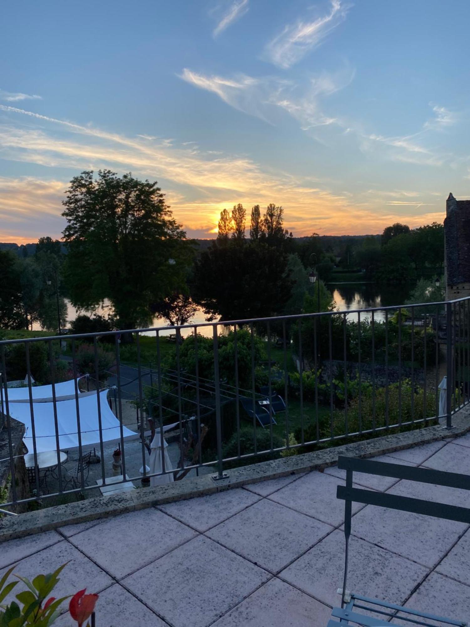 Hotel-Restaurant Cote Rivage Badefols-sur-Dordogne المظهر الخارجي الصورة