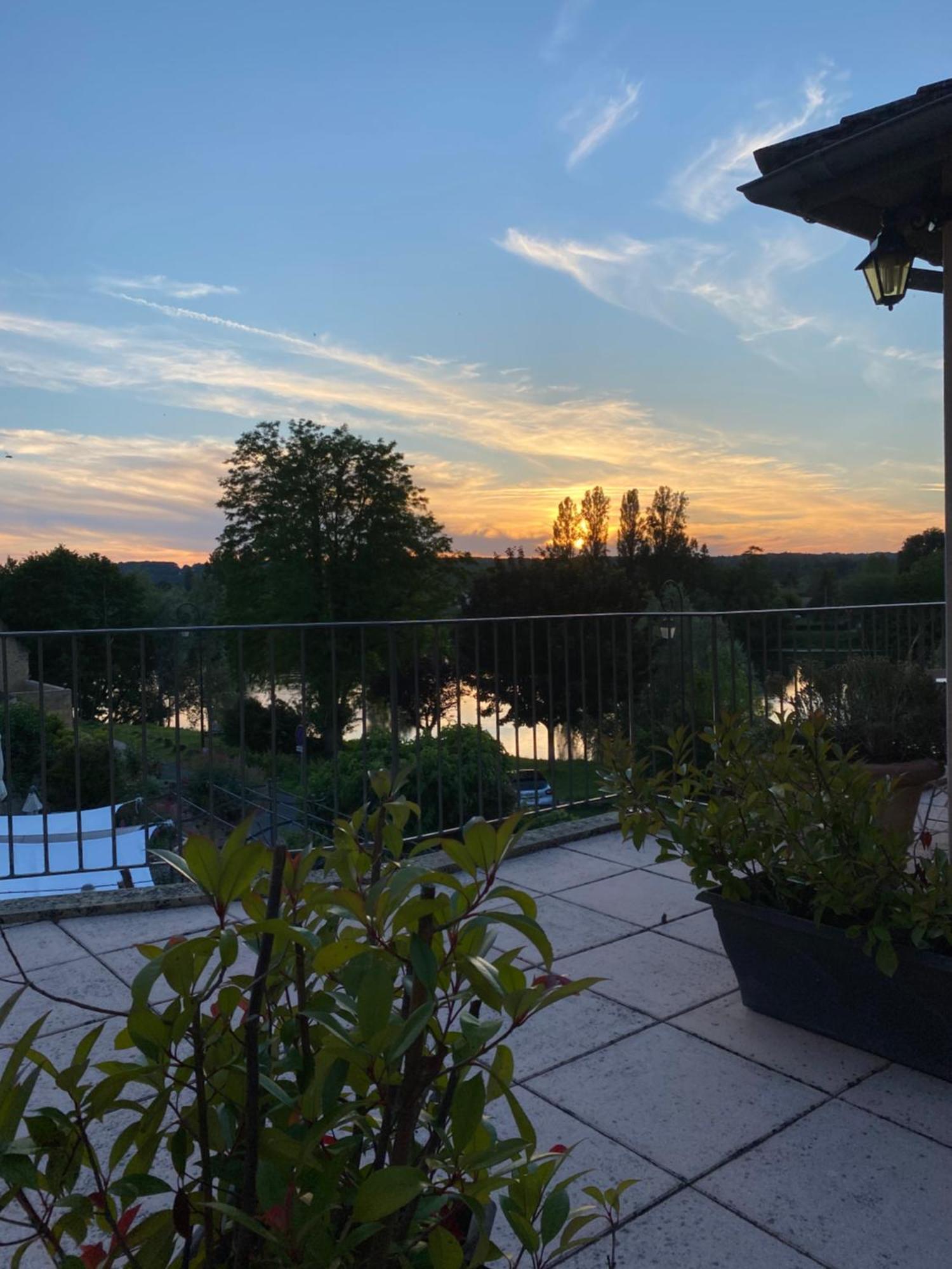 Hotel-Restaurant Cote Rivage Badefols-sur-Dordogne المظهر الخارجي الصورة