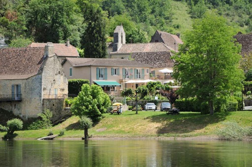 Hotel-Restaurant Cote Rivage Badefols-sur-Dordogne المظهر الخارجي الصورة